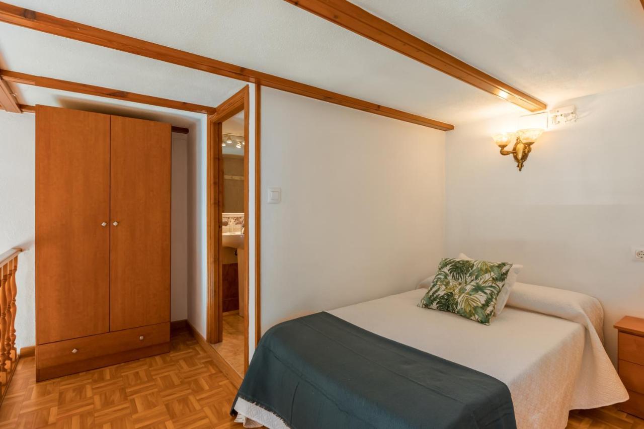 Duplex Jesus Gran Poder 4. Plaza De La Gavidia Seville