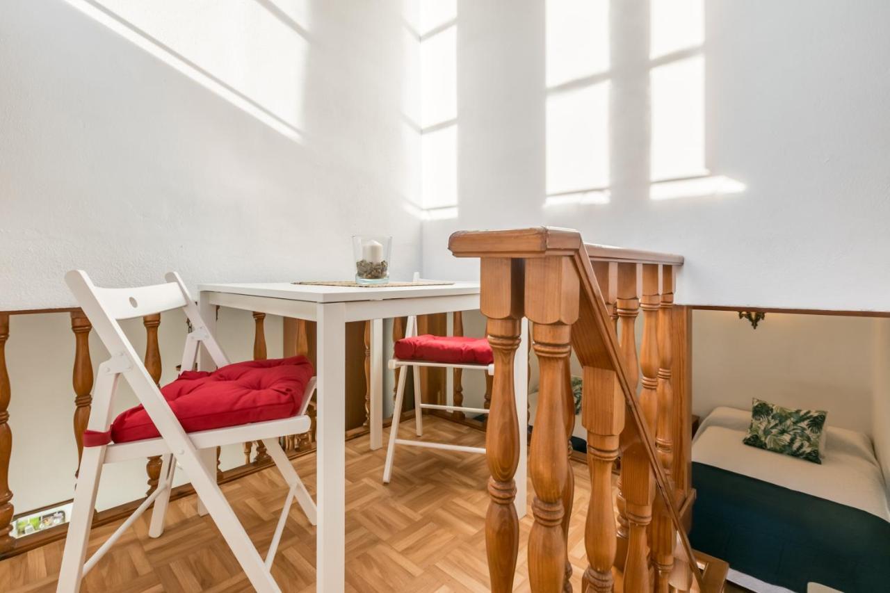Duplex Jesus Gran Poder 4. Plaza De La Gavidia *